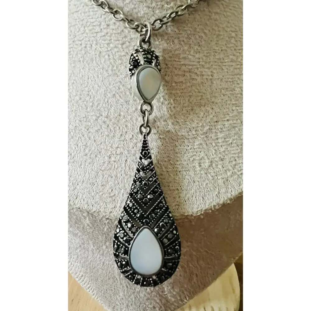 Vintage Style 16” Marcasite and Mother of Pearl Teardrop Pendant Necklace